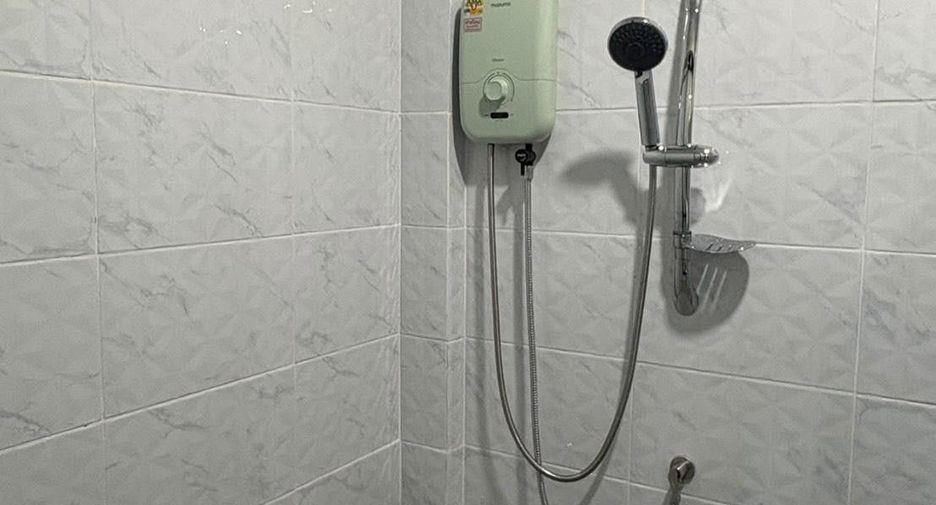 Hotel en venta de 27 habitaciones en Mueang Phuket, Phuket