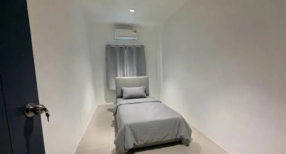 Reihenhaus zur Miete mit 3 Zimmer in Phra Khanong, Bangkok