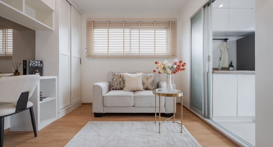 For sale 1 bed condo in Watthana, Bangkok