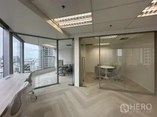 Oficina en alquiler en Sathon, Bangkok