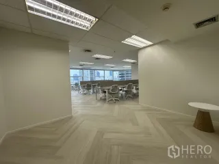 Oficina en alquiler en Sathon, Bangkok