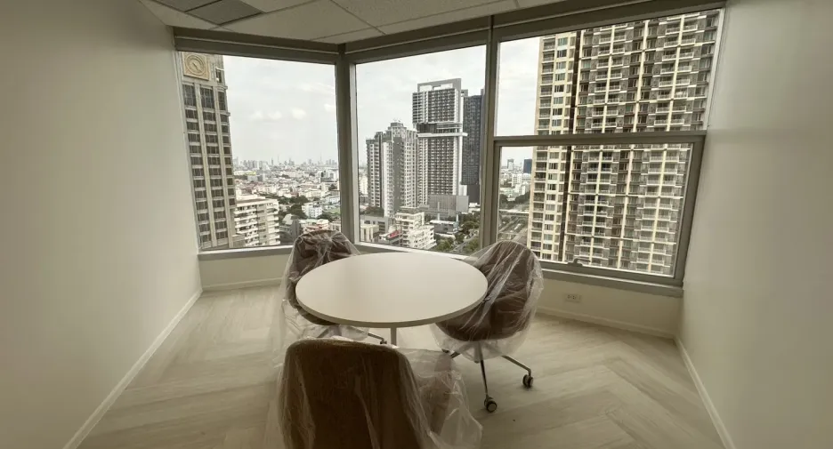 Oficina en alquiler en Sathon, Bangkok