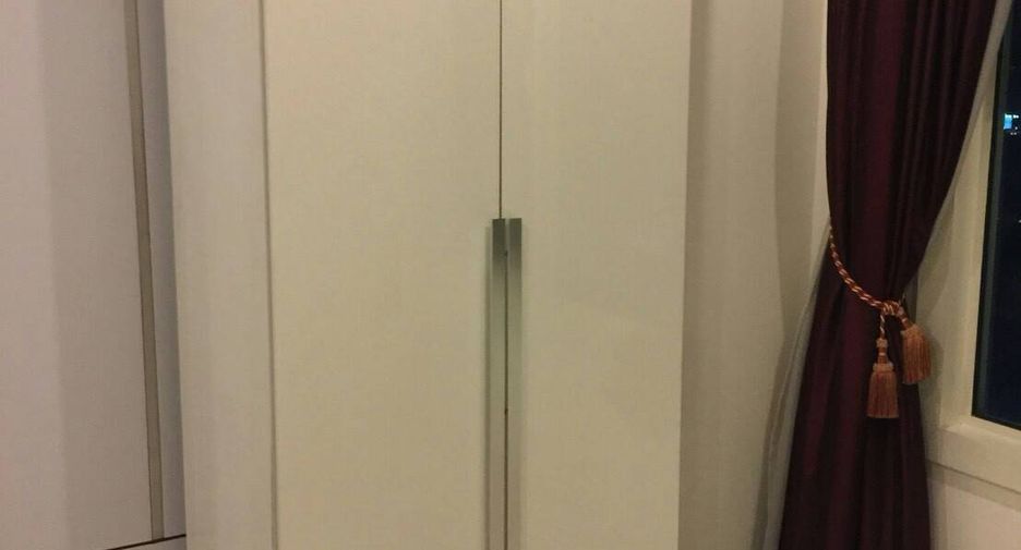 For sale 2 bedrooms condo in Pathum Wan, Bangkok