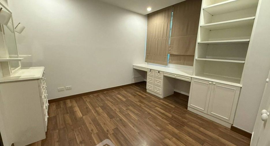 Wohnung zum Kauf mit 2 Zimmer in Pathum Wan, Bangkok
