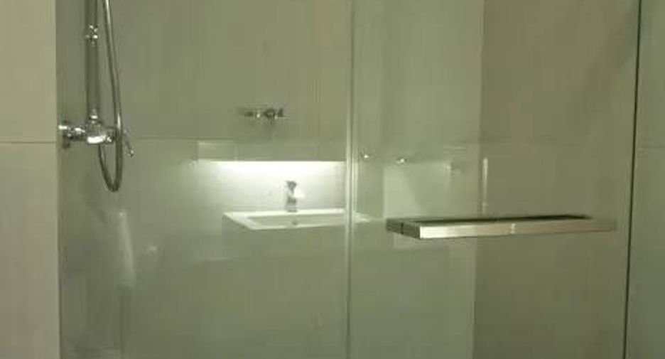 For rent and for sale 1 bed condo in Khlong Toei, Bangkok