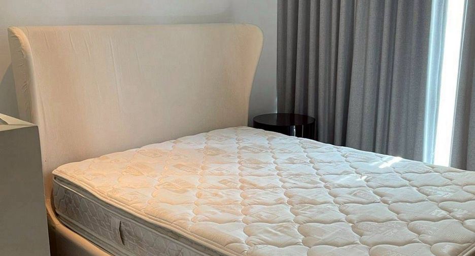 Wohnung zur Miete mit 2 Zimmer in Pathum Wan, Bangkok