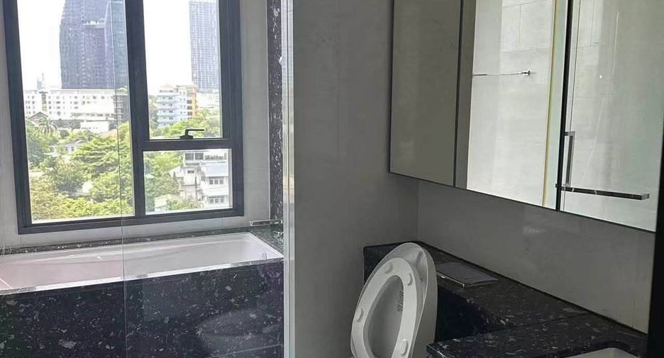 À louer 2 chambres condo à Khlong Toei, Bangkok