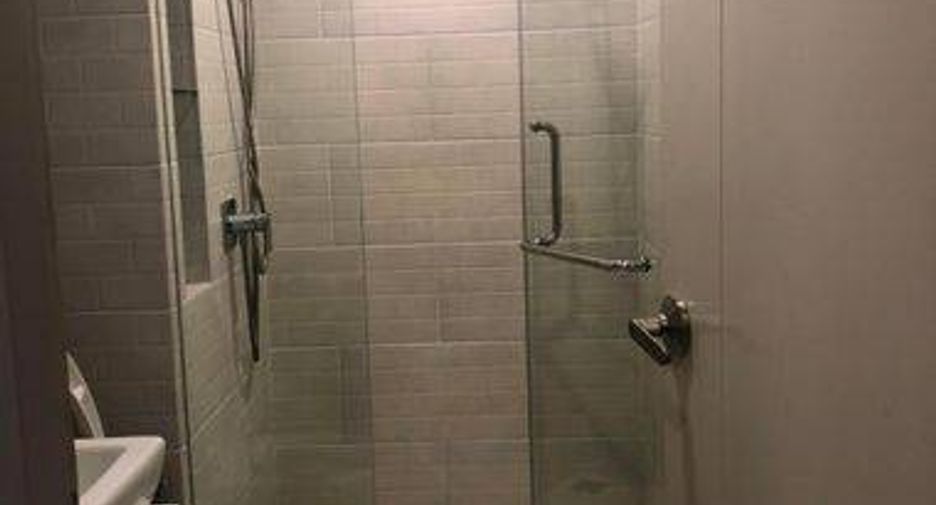 For sale 1 bed condo in Bang Kapi, Bangkok
