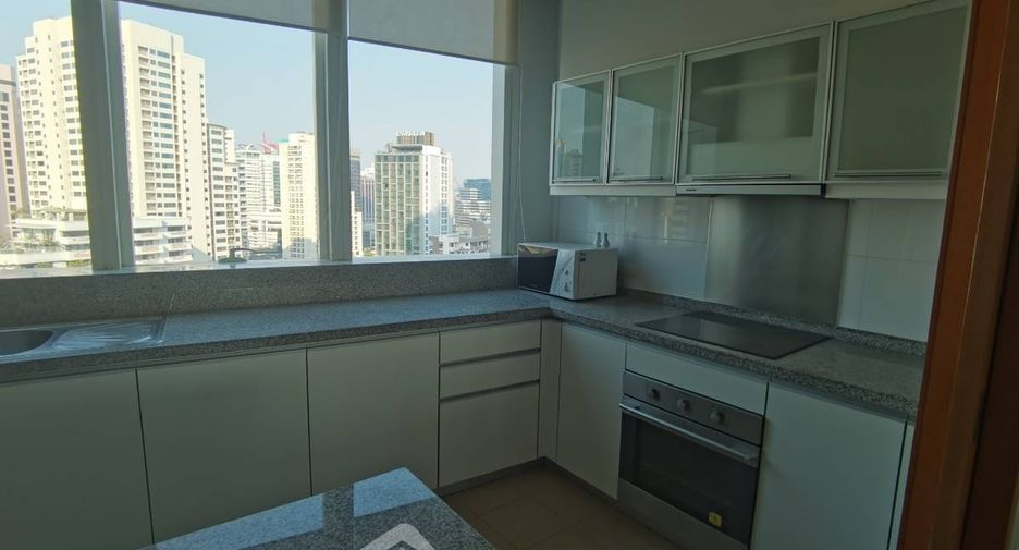 À vendre 3 chambres condo à Khlong Toei, Bangkok