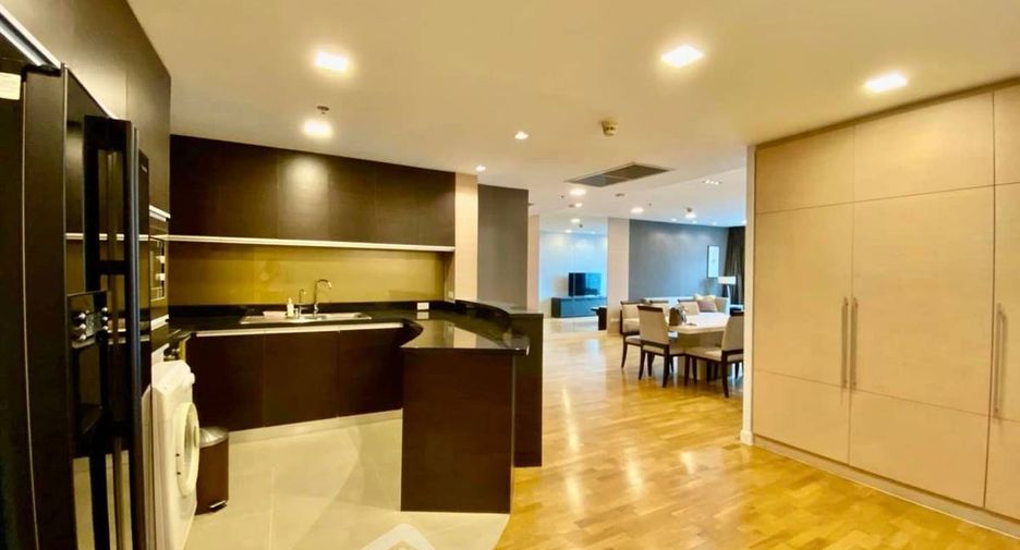 Wohnung zum Kauf mit 2 Zimmer in Sathon, Bangkok