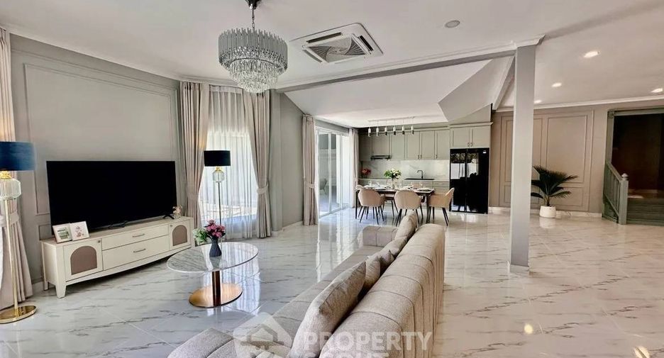 Villa en venta de 4 habitaciones en Bang Lamung, Chonburi