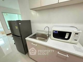 For sale 2 ベッドルーム condo in Din Daeng, Bangkok