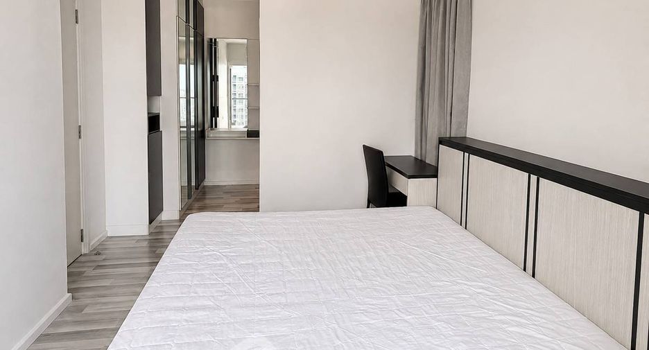 For sale 2 bedrooms condo in Thon Buri, Bangkok