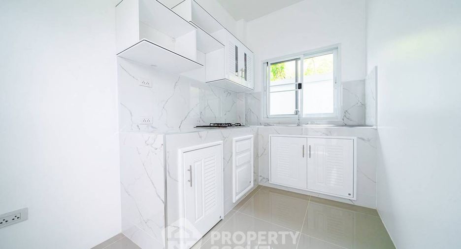 Villa en venta de 4 habitaciones en Bang Lamung, Chonburi
