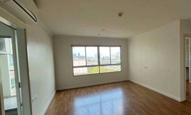 For sale 2 bedrooms condo in Huai Khwang, Bangkok
