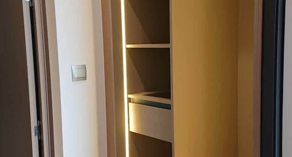 Condo en alquiler y en venta de 1 habitaciones en Suan Luang, Bangkok