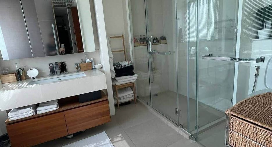 Wohnung zur Miete und zum Kauf mit 3 Zimmer in Sathon, Bangkok