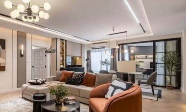 For sale 4 bedrooms condo in Watthana, Bangkok
