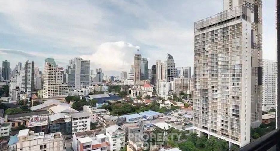 Продажа 2 спальни кондо в Кхлонг Тоеи, Бангкок