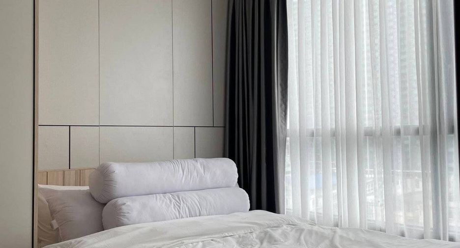 Condo en alquiler y en venta de 1 habitaciones en Huai Khwang, Bangkok