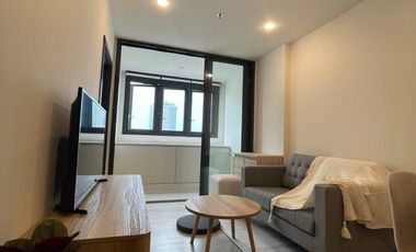À louer et à vendre 1 chambre condo à Huai Khwang, Bangkok