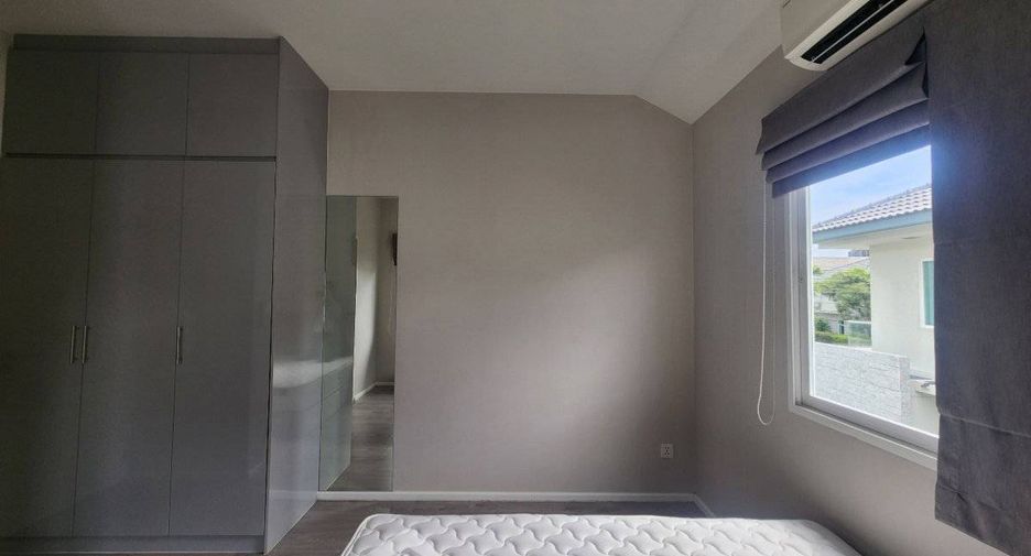 Casa en alquiler y en venta de 4 habitaciones en Prawet, Bangkok