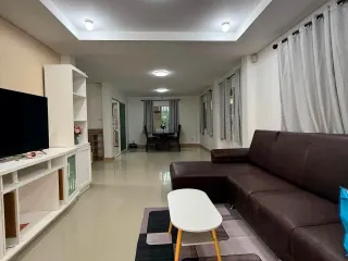 Casa en alquiler de 4 habitaciones en San Sai, Chiang Mai
