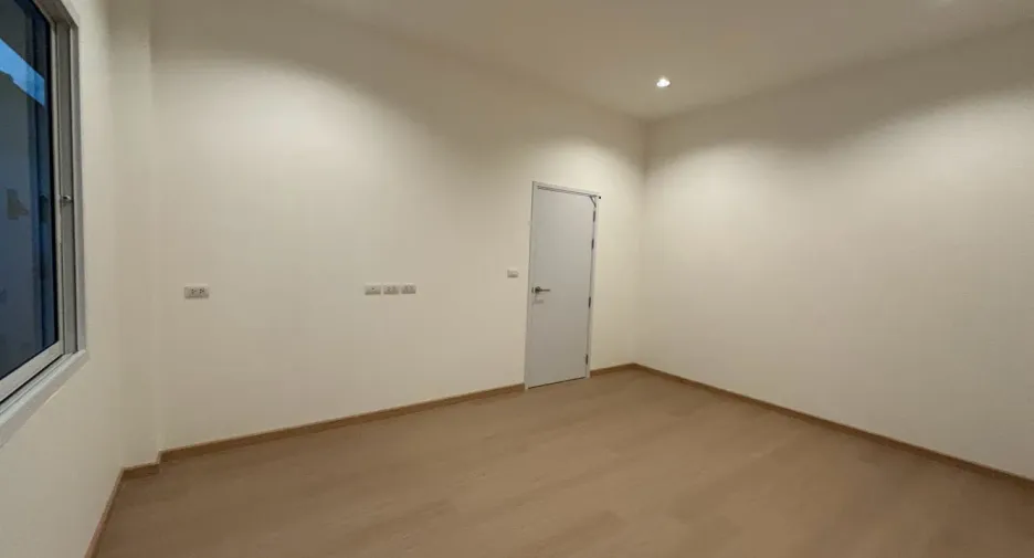 For sale 3 bedrooms house in Mueang Chiang Mai, Chiang Mai