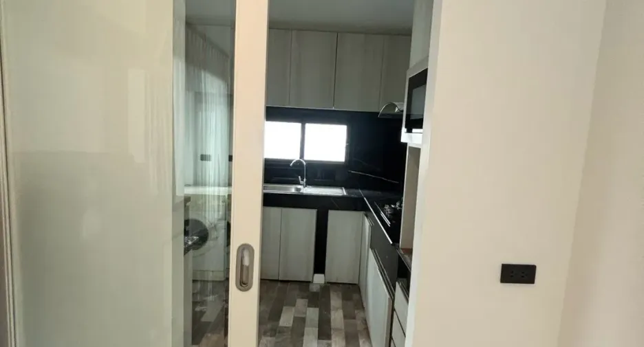 For sale 4 bedrooms house in Mueang Chiang Mai, Chiang Mai