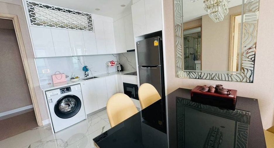 For sale 2 bedrooms condo in Jomtien, Pattaya
