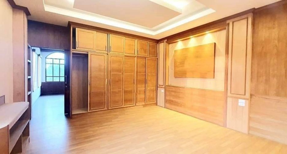 出售 6 卧室 独立屋 在 华欣, 班武里府