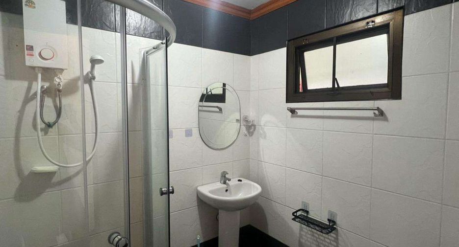 出租 2 卧室 独立屋 在 Doi Saket, Chiang Mai
