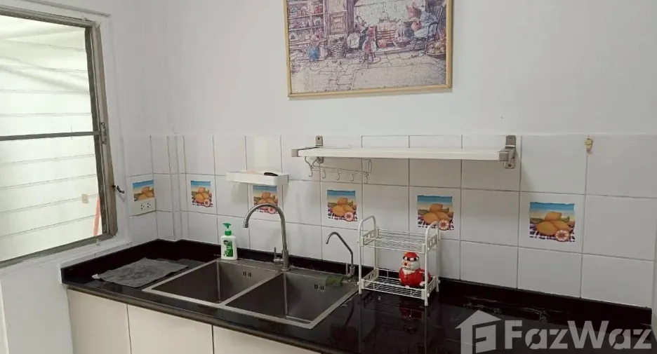 For rent 2 ベッドルーム house in Phra Khanong, Bangkok