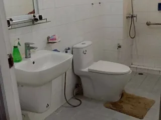 For rent 2 ベッドルーム house in Phra Khanong, Bangkok