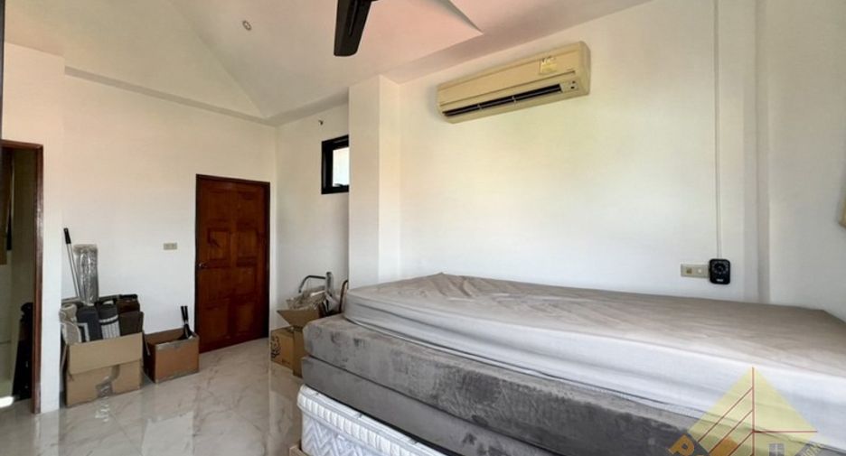 For sale 6 bedrooms house in Bang Lamung, Chonburi