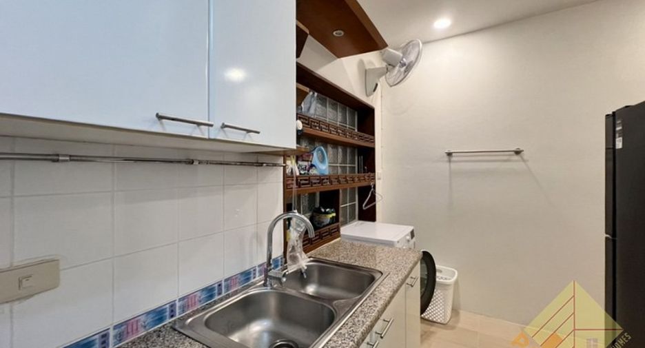 For sale 6 bedrooms house in Bang Lamung, Chonburi