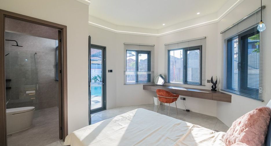 Haus zum Kauf mit 6 Zimmer in Bang Lamung, Chonburi