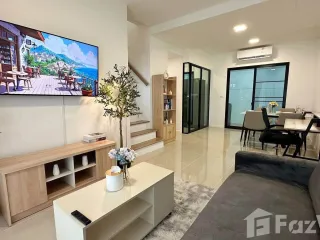 À louer 3 chambres maison de ville à Mueang Chiang Mai, Chiang Mai