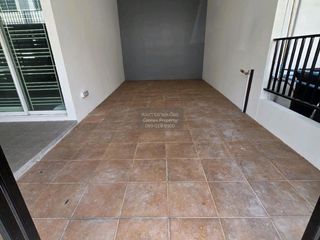 出售 3 卧室 联排别墅 在 Bang Phli, Samut Prakan