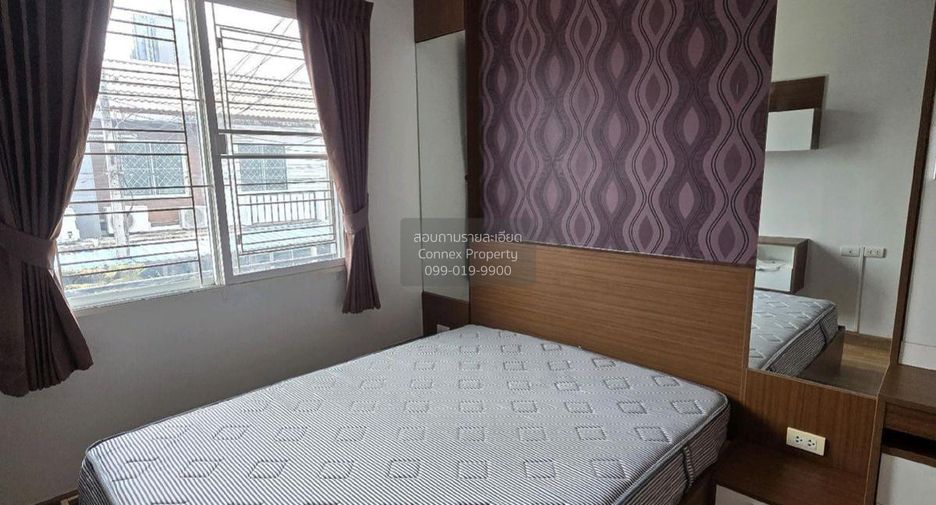 出售 3 卧室 联排别墅 在 Bang Phli, Samut Prakan