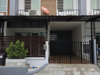 出售 3 卧室 联排别墅 在 Bang Phli, Samut Prakan