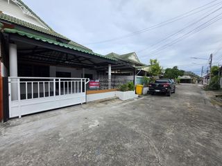For sale 5 bedrooms house in Nakhon Chai Si, Nakhon Pathom