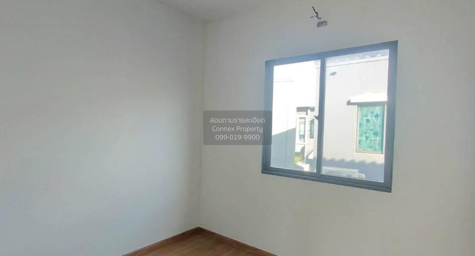 Reihenhaus zum Kauf mit 3 Zimmer in Thung Khru, Bangkok