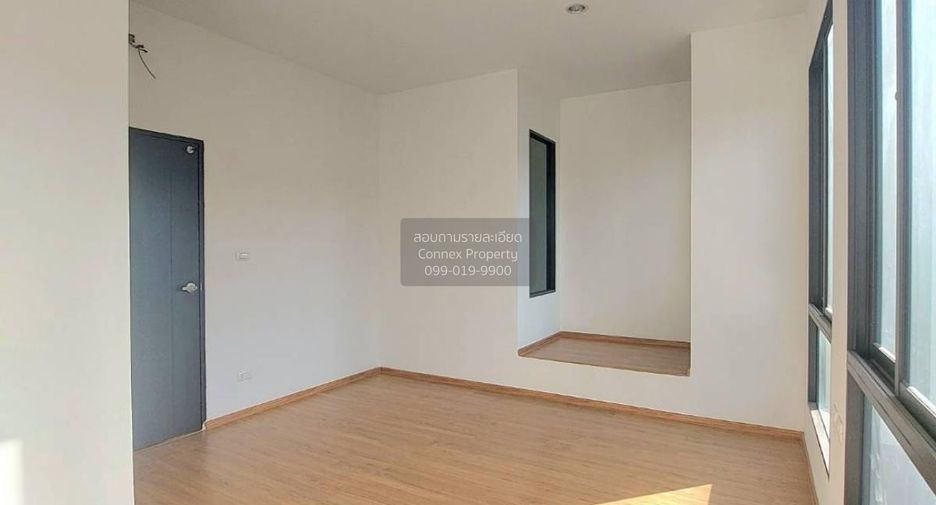 Reihenhaus zum Kauf mit 3 Zimmer in Thung Khru, Bangkok