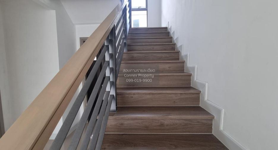 For sale 4 bedrooms house in Saphan Sung, Bangkok