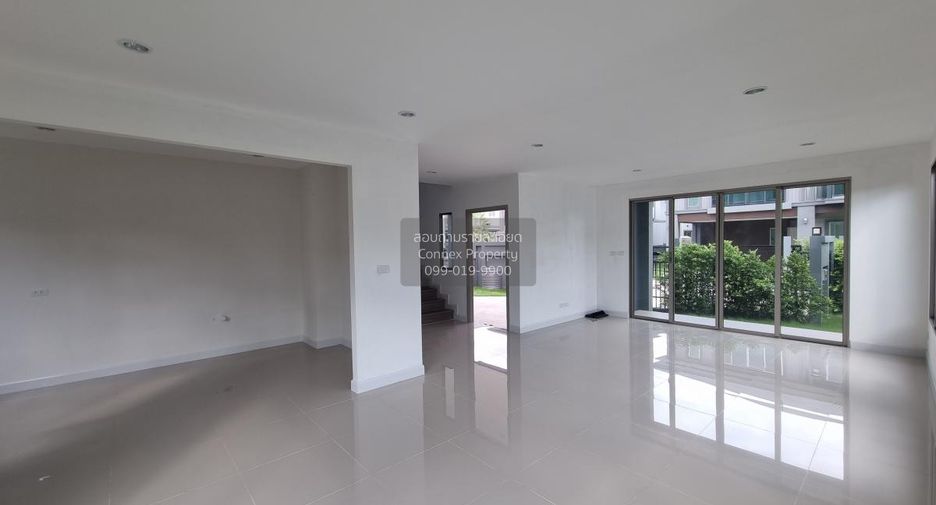 For sale 4 bedrooms house in Saphan Sung, Bangkok
