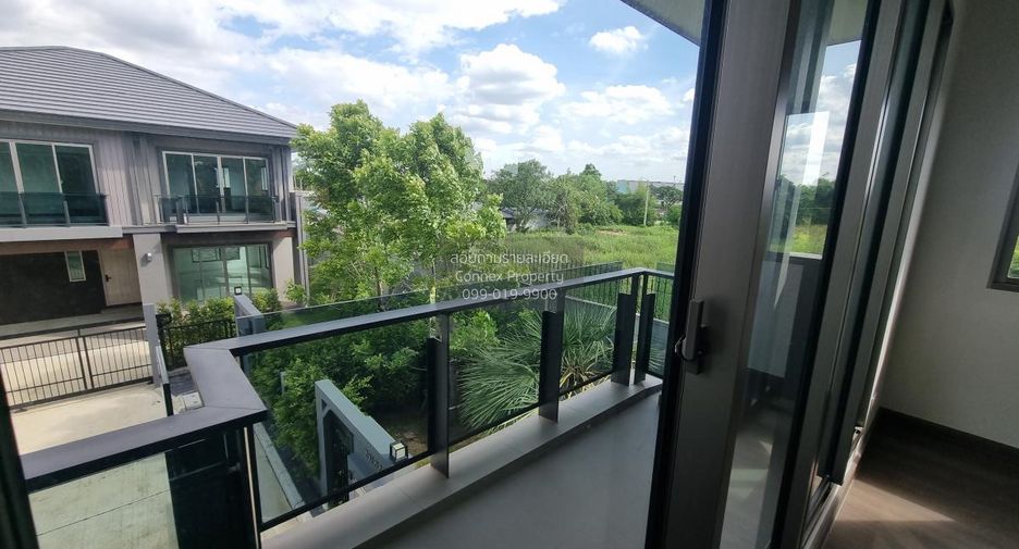 For sale 4 bedrooms house in Saphan Sung, Bangkok
