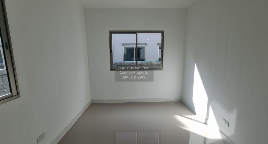 For sale 4 bedrooms house in Saphan Sung, Bangkok