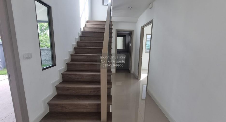 For sale 4 bedrooms house in Saphan Sung, Bangkok