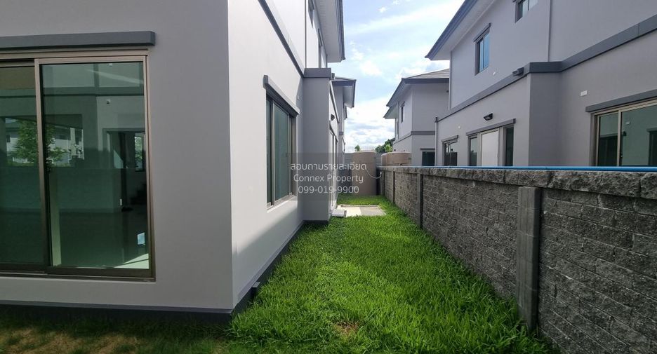 For sale 4 bedrooms house in Saphan Sung, Bangkok